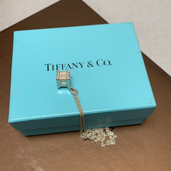 🎊HOST PICK🎊Authentic Tiffany Roman Cube Necklace 💎 - Picture 12 of 12